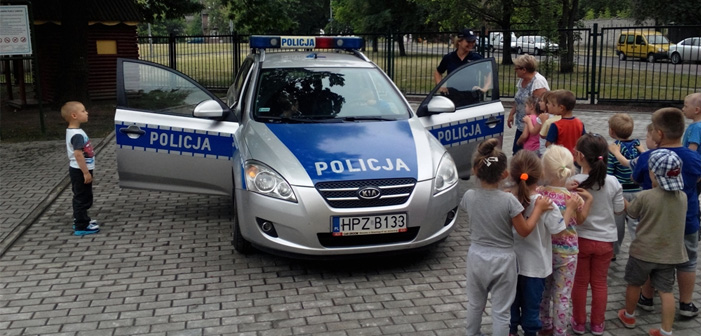 policja i dzieci