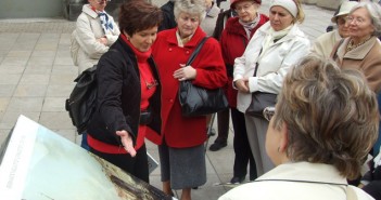 Legendarna Ząbkowska. Spacer z Praską Ferajną