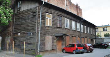 Co dalej z drewniakiem Burkego