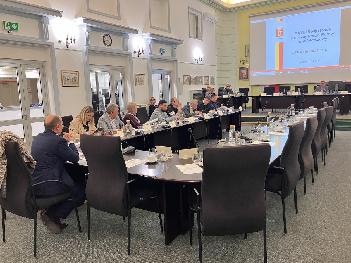 Brak inwestycji i zaniedbania w pracy urzędu. Podsumowujemy rok na Pradze.